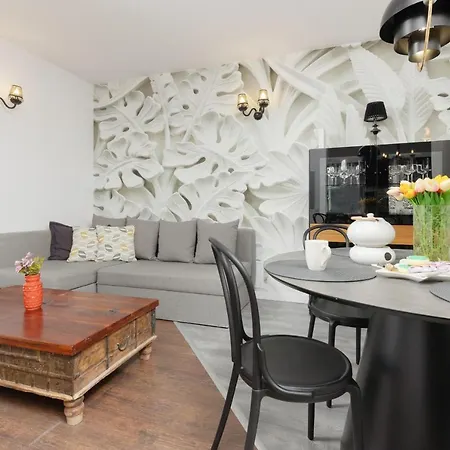Blonia Wilanowskie Apartment Warsaw By Noclegi Renters Exterior photo