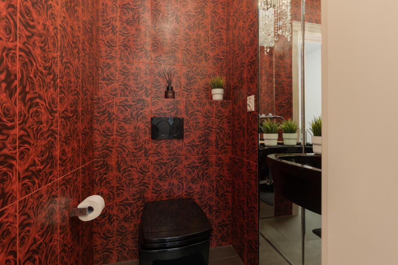 Blonia Wilanowskie By Renters Apartment Warsaw