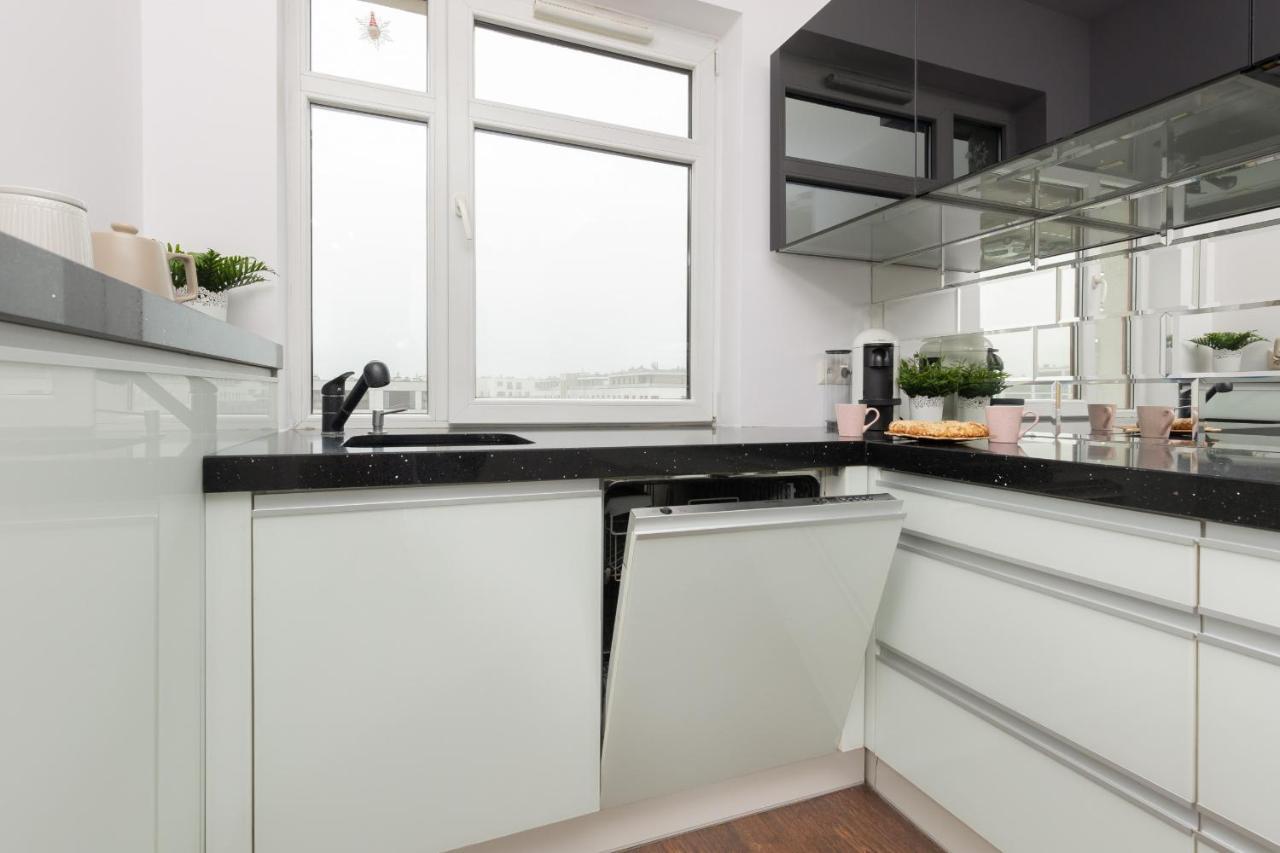 Apartment Blonia Wilanowskie By Renters Warsaw